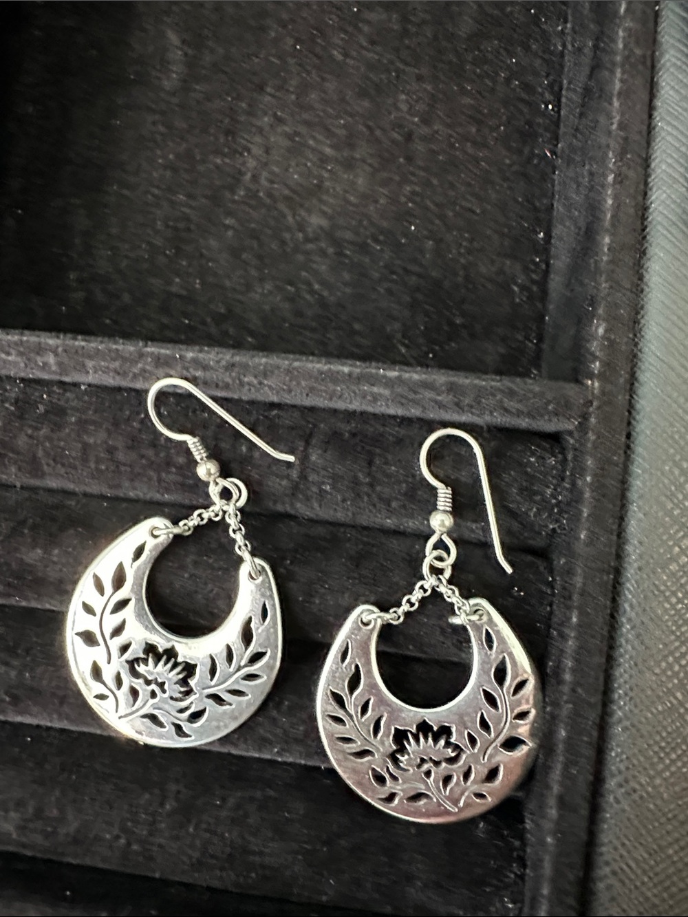 Brighton Silver Filigree Pendant Necklace and Hoop Earrings Set - Picture 3 of 6